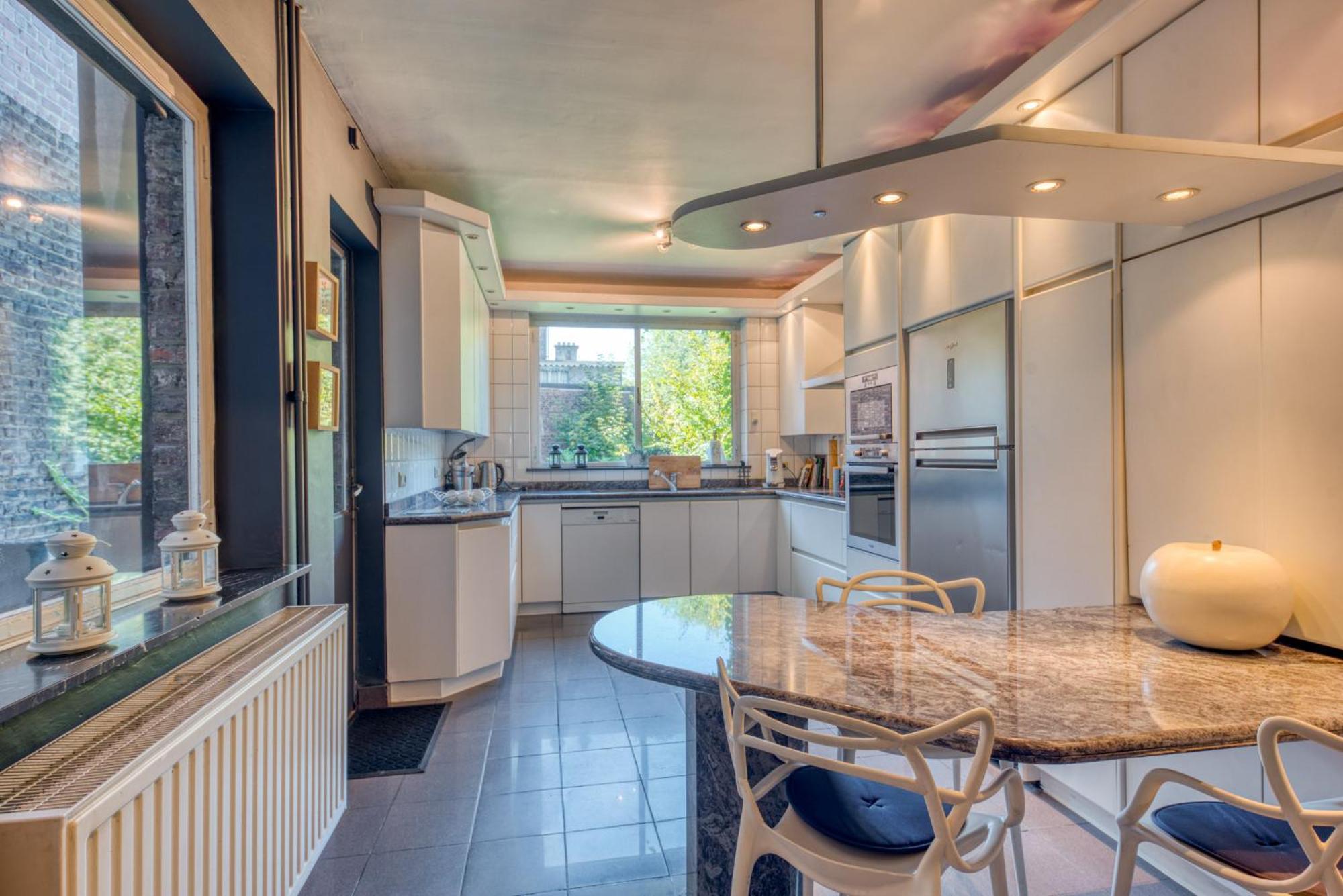 Belle Maison Bourgeoise Partagee De 4 Logements リエージュ エクステリア 写真